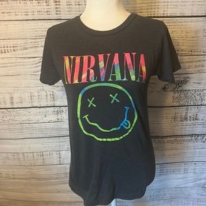 Women gray Nirvana shirt size small